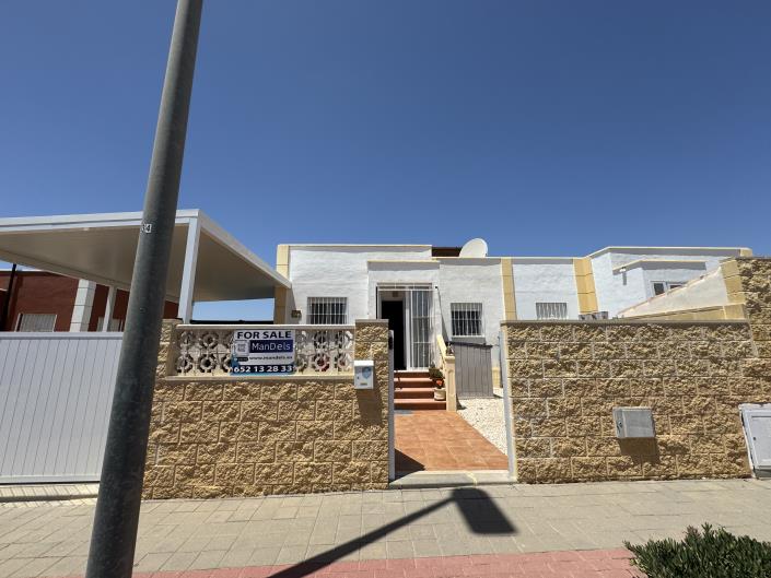 Image No.2-2 Bed Semi-Detached for sale