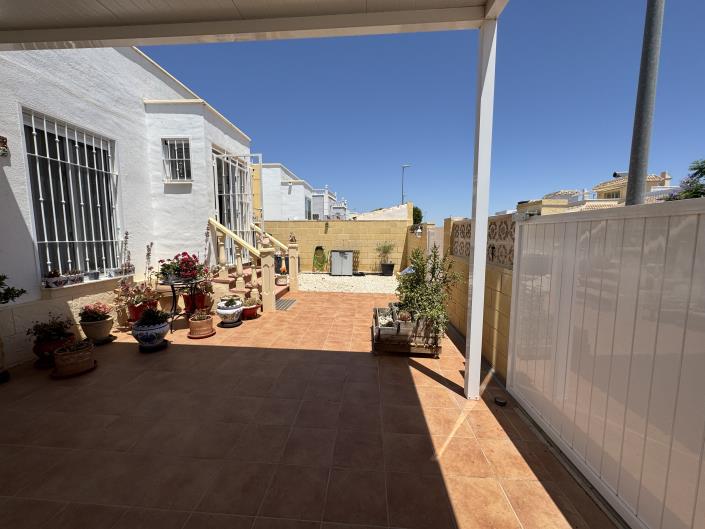Image No.7-2 Bed Semi-Detached for sale