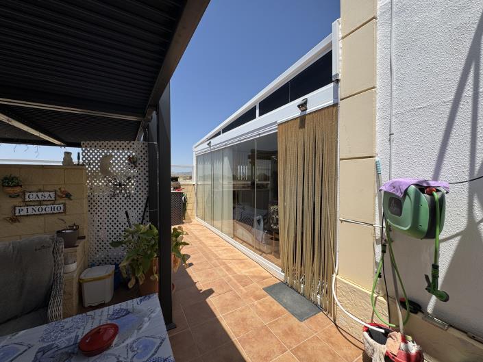 Image No.17-2 Bed Semi-Detached for sale