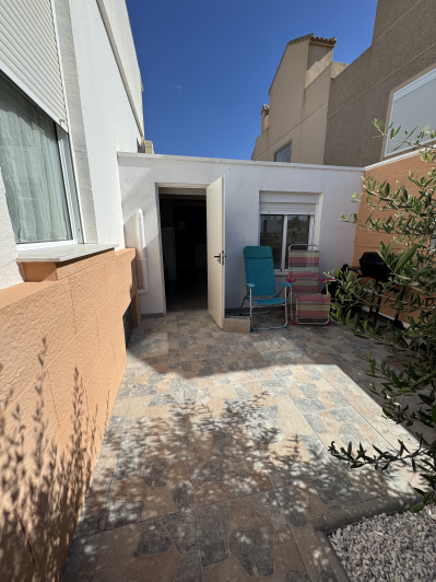 Image No.27-1 Bed Semi-Detached for sale