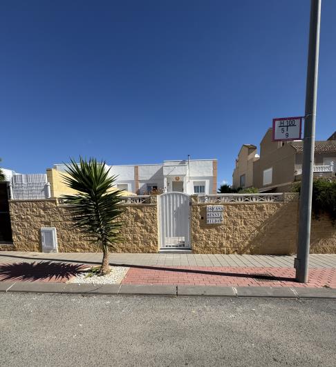 Image No.3-1 Bed Semi-Detached for sale