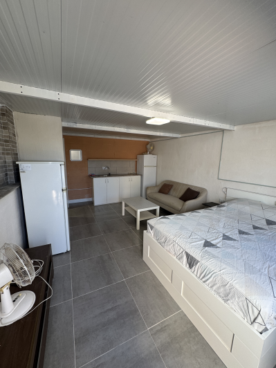 Image No.28-1 Bed Semi-Detached for sale