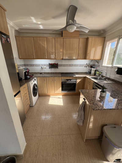 Image No.19-1 Bed Semi-Detached for sale