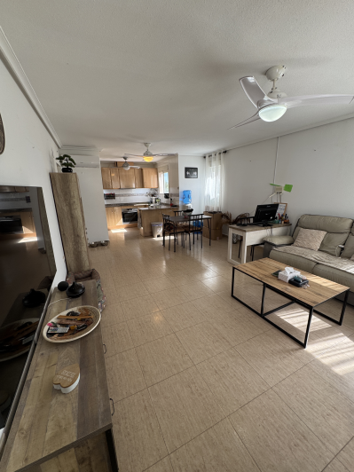 Image No.14-1 Bed Semi-Detached for sale