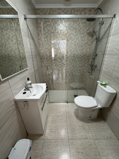 Image No.29-4 Bed Villa / Detached for sale