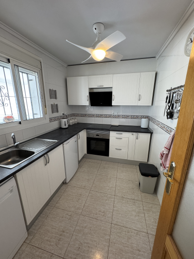 Image No.22-4 Bed Villa / Detached for sale