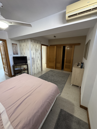 Image No.35-4 Bed Villa / Detached for sale