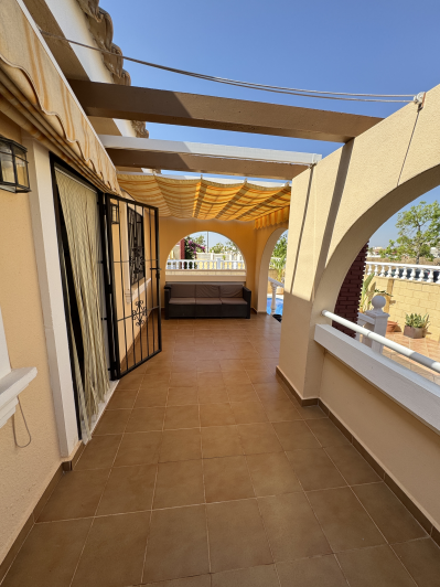 Image No.16-4 Bed Villa / Detached for sale