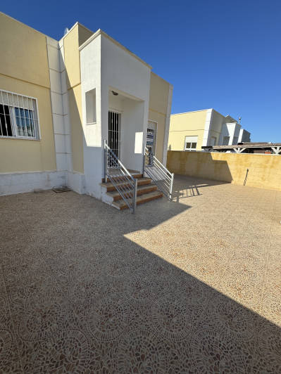 Image No.4-2 Bed Semi-Detached for sale