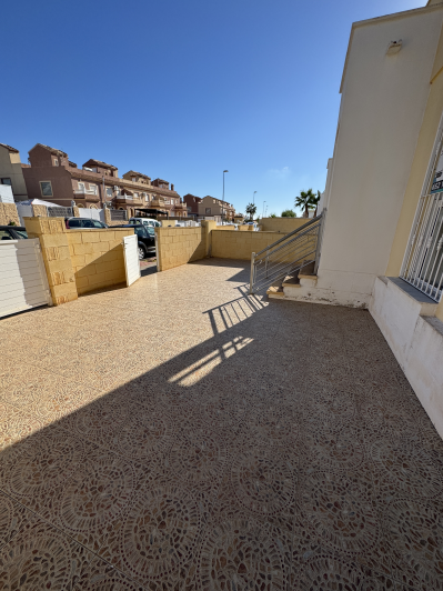 Image No.9-2 Bed Semi-Detached for sale