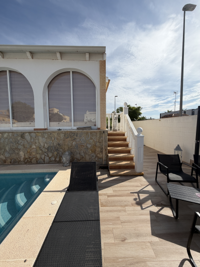 Image No.6-2 Bed Semi-Detached for sale