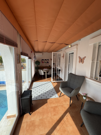 Image No.18-2 Bed Semi-Detached for sale