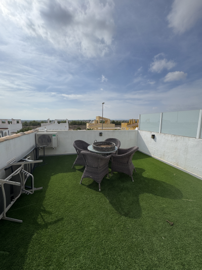 Image No.43-2 Bed Semi-Detached for sale