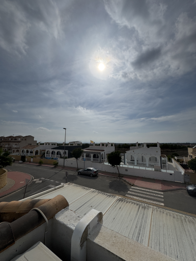 Image No.46-2 Bed Semi-Detached for sale