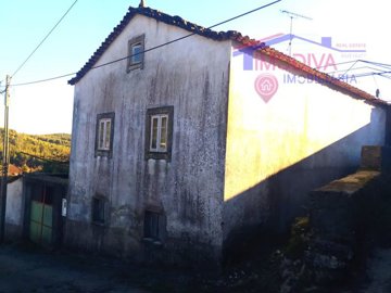 1 - Góis, Maison
