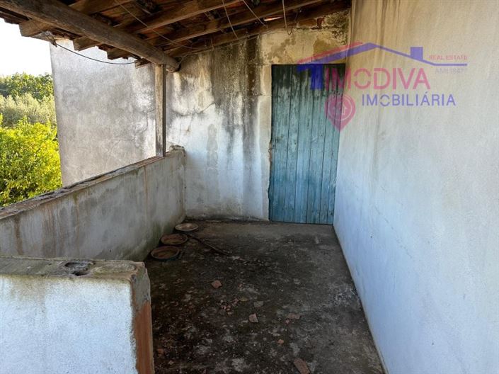 Image No.12-2 Bed House for sale