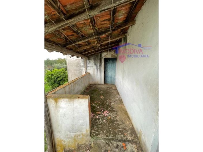 Image No.25-2 Bed House for sale