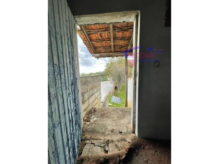 Image No.32-2 Bed House for sale