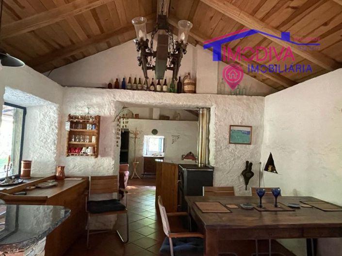 Image No.14-5 Bed Farmhouse for sale