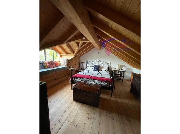 Image No.8-5 Bed Farmhouse for sale