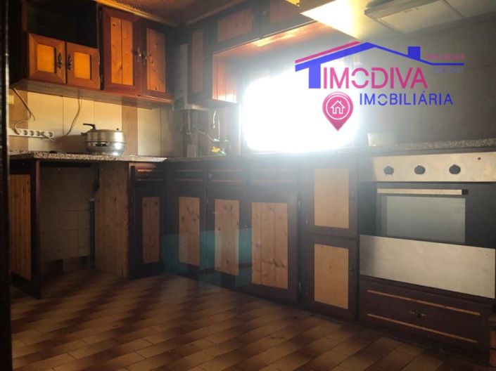 Image No.14-6 Bed House for sale