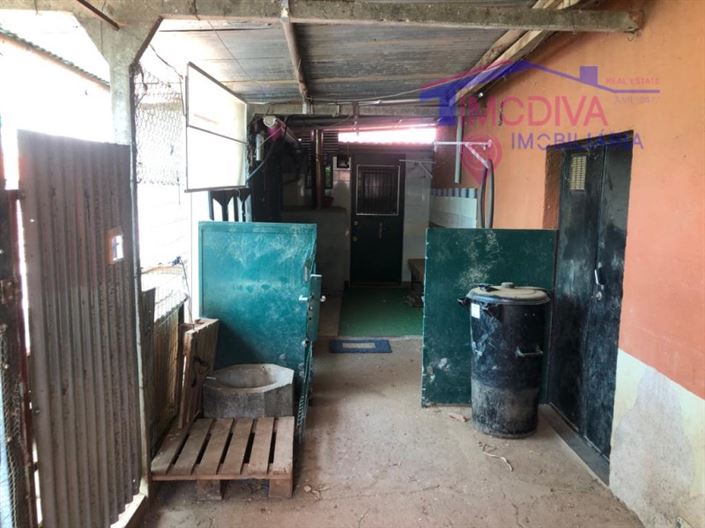 Image No.17-6 Bed House for sale