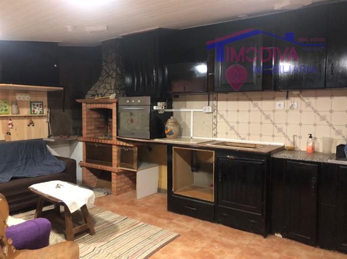 Image No.7-6 Bed House for sale