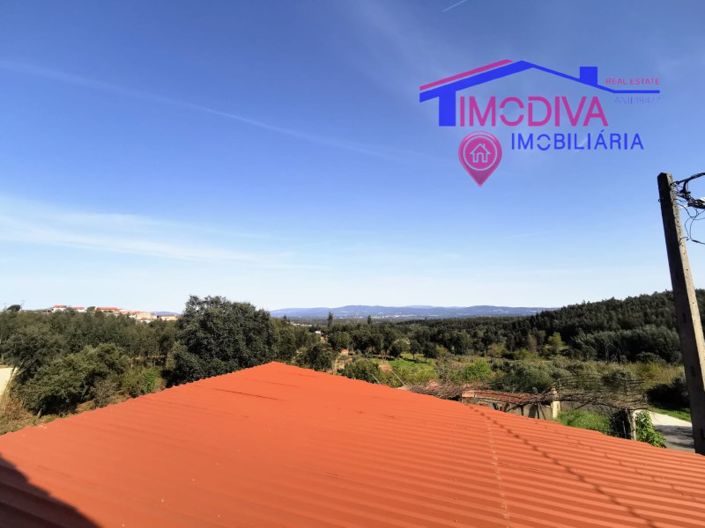 Image No.10-3 Bed House for sale