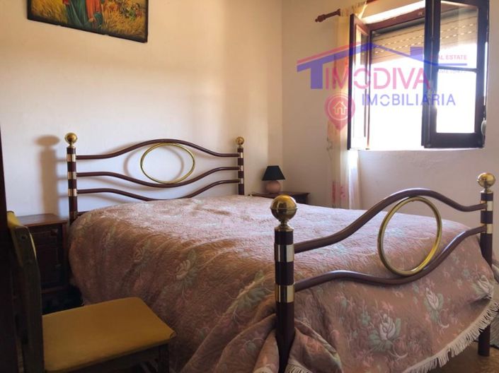 Image No.15-5 Bed House for sale