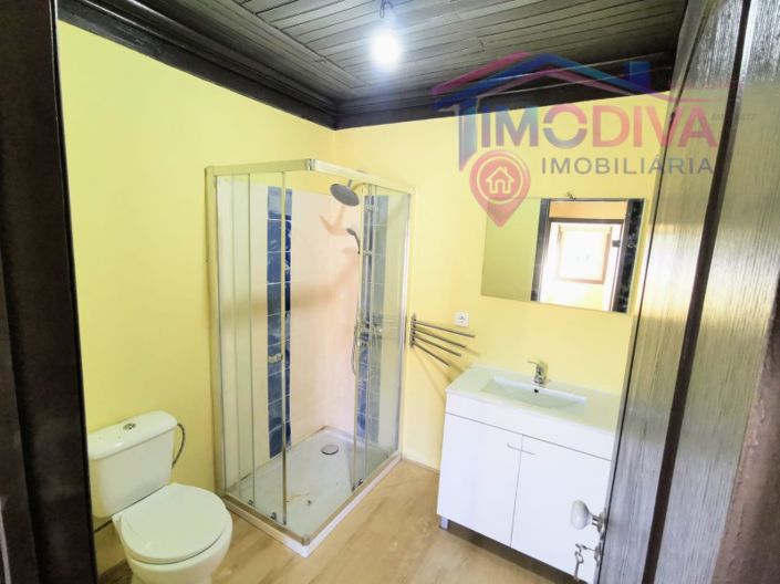 Image No.12-4 Bed House for sale