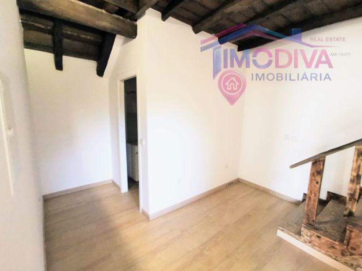 Image No.24-4 Bed House for sale