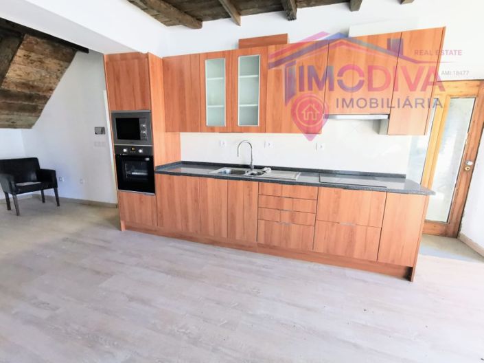 Image No.26-4 Bed House for sale