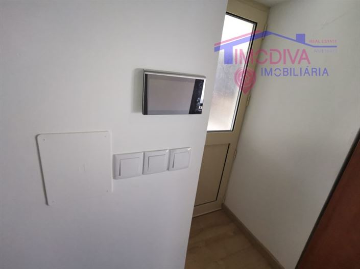 Image No.28-4 Bed House for sale