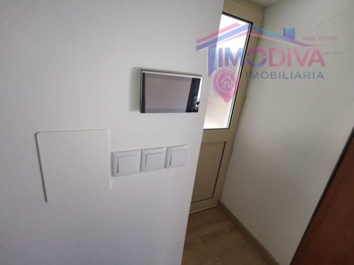 Image No.28-4 Bed House for sale