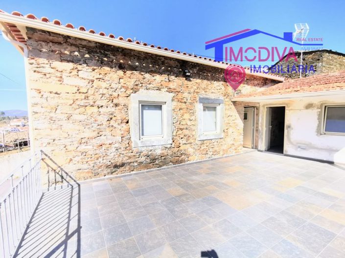 Image No.3-4 Bed House for sale