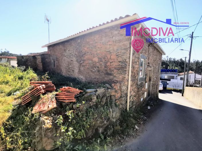 Image No.30-4 Bed House for sale