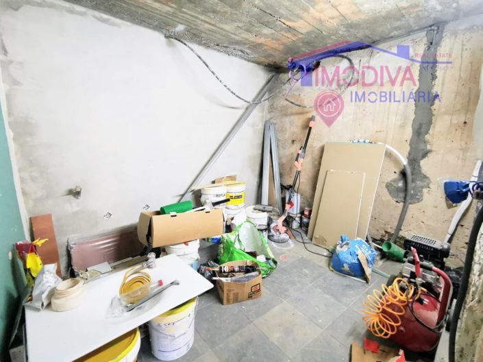 Image No.36-4 Bed House for sale