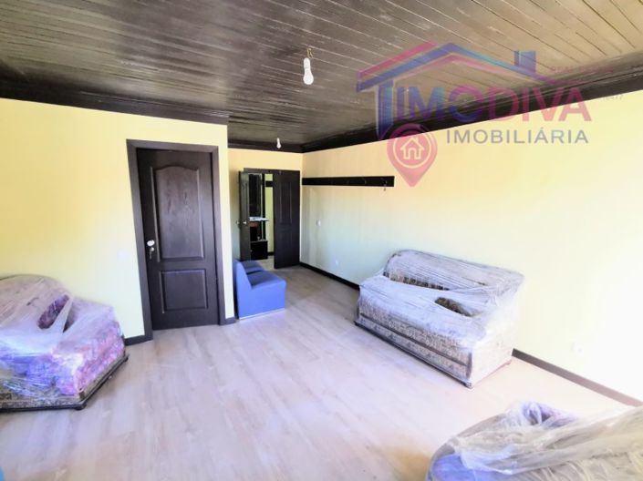 Image No.9-4 Bed House for sale