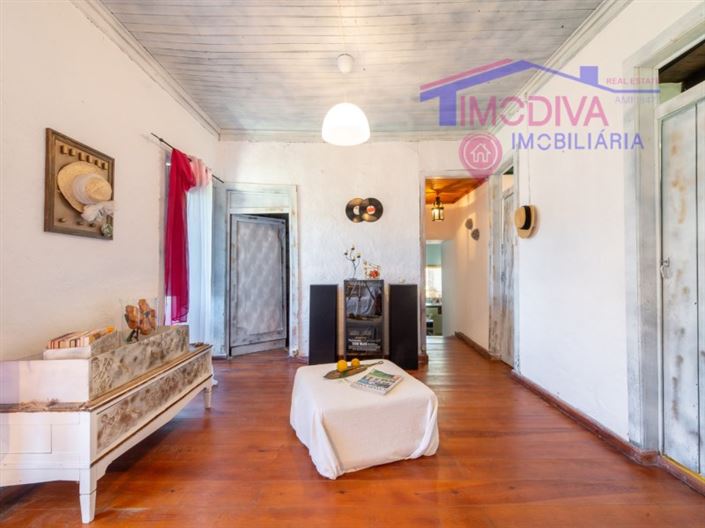 Image No.5-4 Bed House for sale