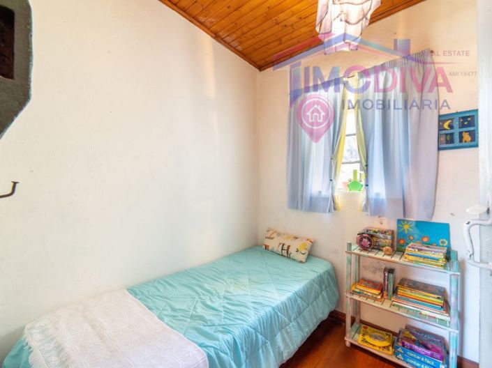Image No.12-4 Bed House for sale