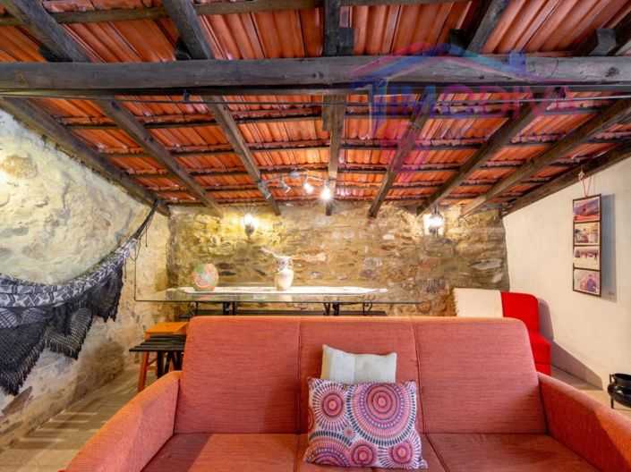 Image No.14-4 Bed House for sale