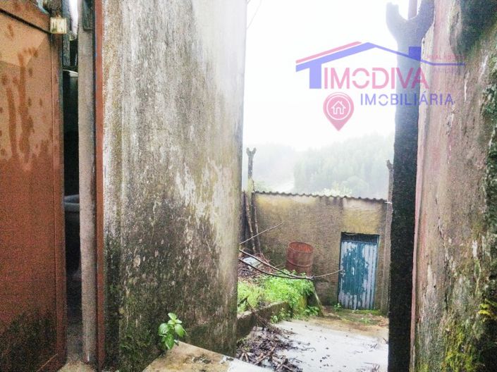 Image No.8-3 Bed House for sale