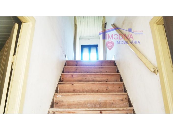 Image No.11-2 Bed House for sale