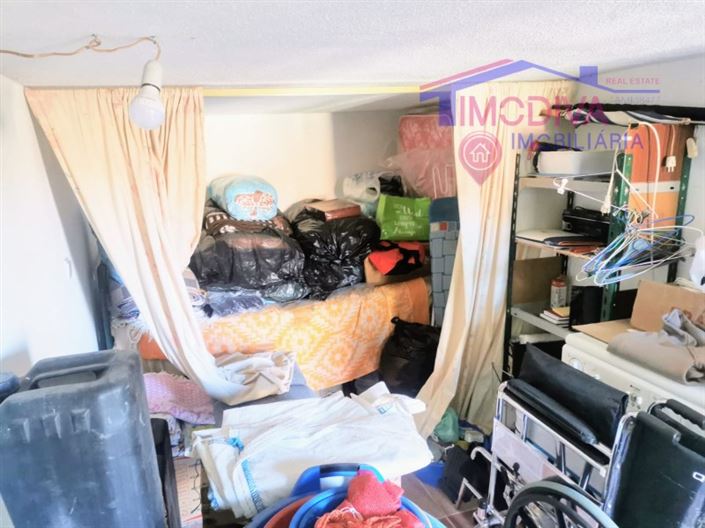 Image No.13-2 Bed House for sale