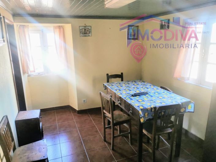 Image No.5-2 Bed House for sale