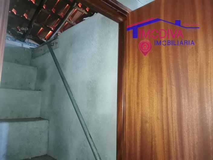 Image No.8-2 Bed House for sale