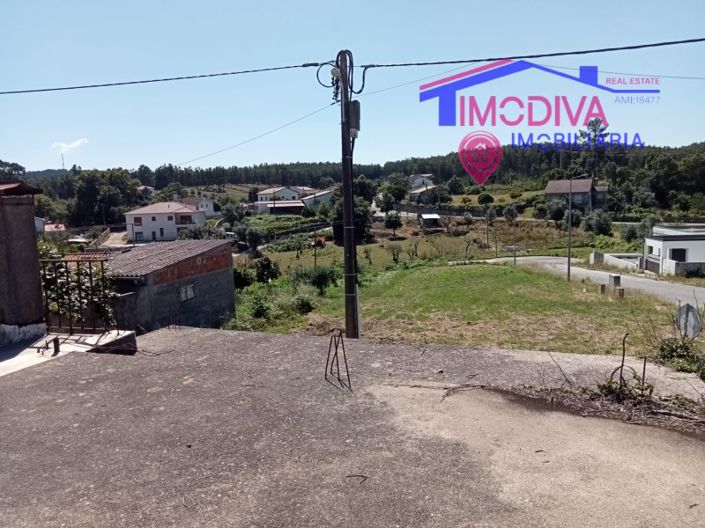 Image No.18-3 Bed Farmhouse for sale