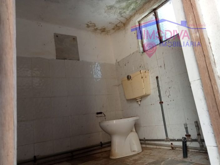 Image No.22-3 Bed Farmhouse for sale