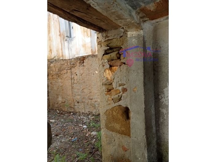 Image No.27-3 Bed Farmhouse for sale