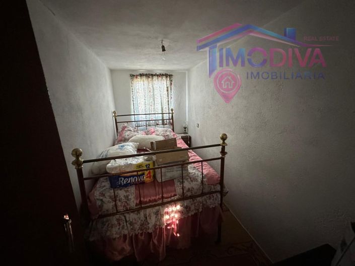 Image No.13-3 Bed House for sale